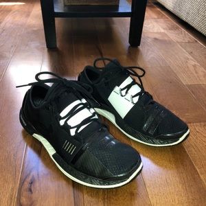 BRAND NEW Under Armour Women’s SpeedForm AMP